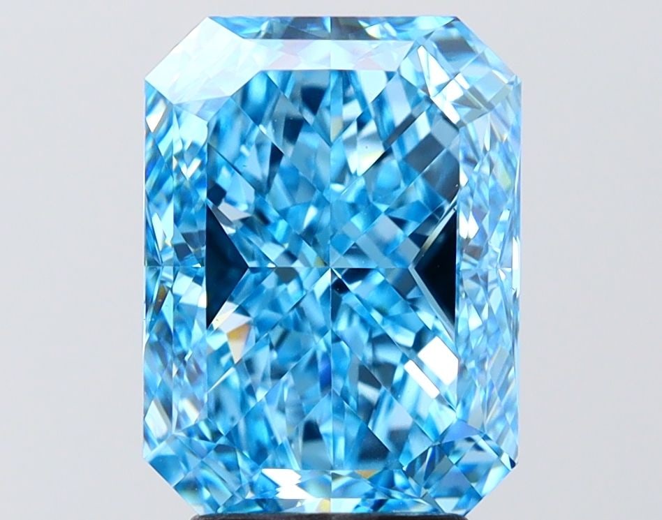 Loose Diamond - RADIANT 4.02ct Fancy Vivid Blue VS1: Loose Diamond - RADIANT 4.02ct Fancy Vivid Blue VS1 Source: This is a real non-mined Diamond that has been grown in a lab Shape: RADIANT Carats: 4.02 Color: Fancy Vivid Blue Certification: IGI Video: