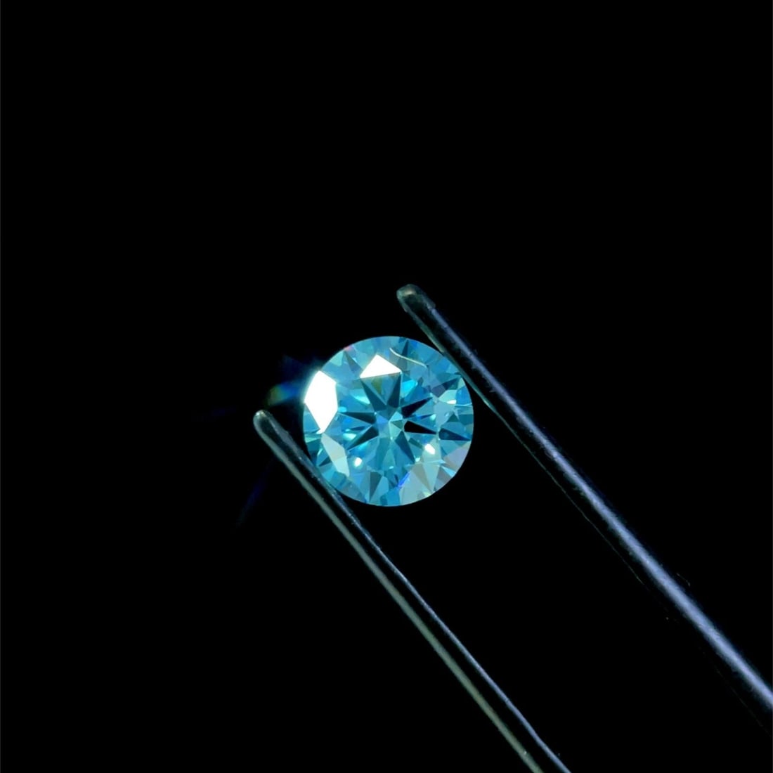 Ideal Loose Diamond - ROUND 1.49ct Fancy Vivid Blue VVS2