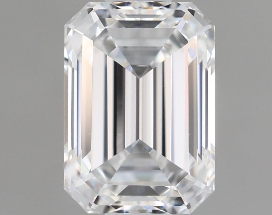 Loose Diamond - EMERALD 0.94ct D VS1: Loose Diamond - EMERALD 0.94ct D VS1 Source: This is a real non-mined Diamond that has been grown in a lab Shape: EMERALD Carats: 0.94 Color: D Clarity: VS1 Certification: IGI Video:
