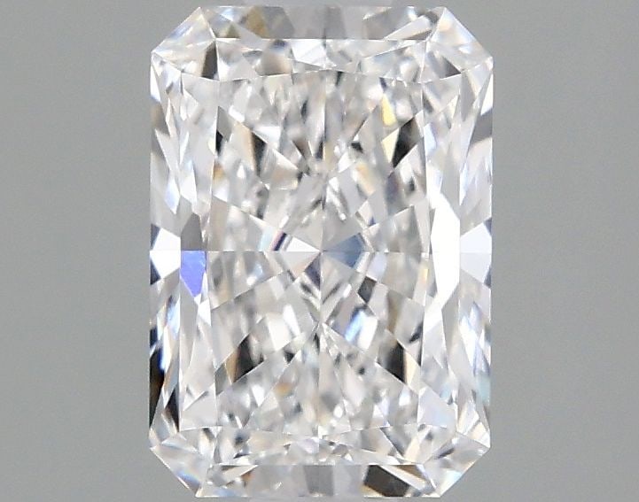 Loose Diamond - RADIANT 1.52ct D VVS2: Loose Diamond - RADIANT 1.52ct D VVS2 Source: This is a real non-mined Diamond that has been grown in a lab Shape: RADIANT Carats: 1.52 Color: D Clarity: VVS2 Certification: IGI Video: