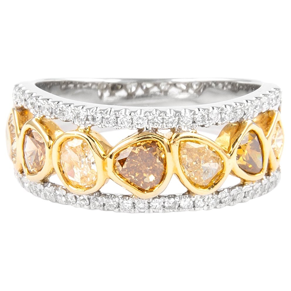 1.67ct Multi Color Diamond Ring 18k Two Tone Contemporary: 1.67ct Multi Color Diamond Ring 18k Two Tone Contemporary This exquisite 1.67ct Multi Color Diamond Ring showcases a striking blend of diamonds in a contemporary design. Crafted from 18k two-tone gold