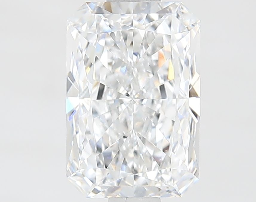 Loose Diamond - RADIANT 1.55ct E VVS2: Loose Diamond - RADIANT 1.55ct E VVS2 Source: This is a real non-mined Diamond that has been grown in a lab Shape: RADIANT Carats: 1.55 Color: E Clarity: VVS2 Certification: IGI Video: