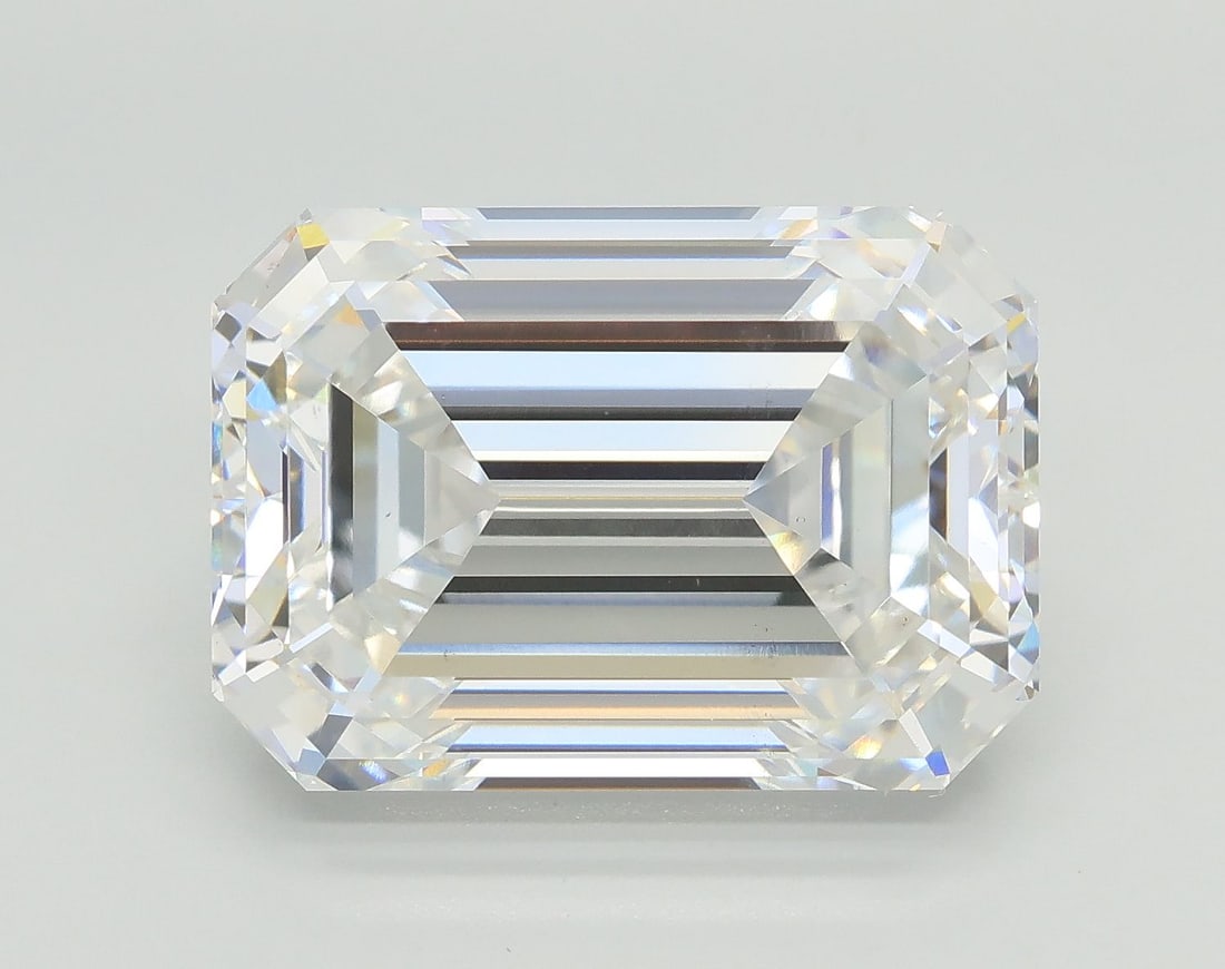 Loose Diamond - EMERALD 8.51ct F VS2: Loose Diamond - EMERALD 8.51ct F VS2 Source: This is a real non-mined Diamond that has been grown in a lab Shape: EMERALD Carats: 8.51 Color: F Clarity: VS2 Certification: GIA Video:
