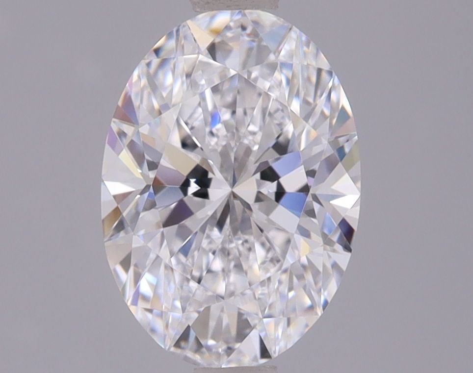Loose Diamond - OVAL 2.01ct D IF: Loose Diamond - OVAL 2.01ct D IF Source: This is a real non-mined Diamond that has been grown in a lab Shape: OVAL Carats: 2.01 Color: D Clarity: IF Certification: IGI Video: