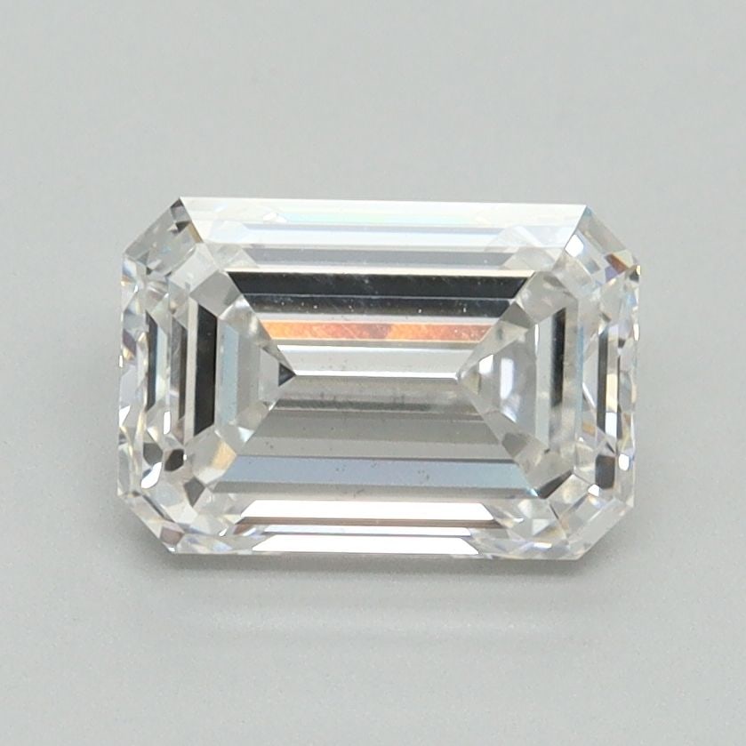 Loose Diamond - EMERALD 1.6ct E VS2: Loose Diamond - EMERALD 1.6ct E VS2 Source: This is a real non-mined Diamond that has been grown in a lab Shape: EMERALD Carats: 1.6 Color: E Clarity: VS2 Certification: NONE Video: