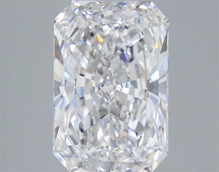 Loose Diamond - RADIANT 3.08ct D VVS1: Loose Diamond - RADIANT 3.08ct D VVS1 Source: This is a real non-mined Diamond that has been grown in a lab Shape: RADIANT Carats: 3.08 Color: D Clarity: VVS1 Certification: IGI Video: