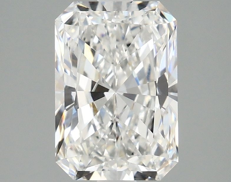 Loose Diamond - RADIANT 1.97ct E VVS2: Loose Diamond - RADIANT 1.97ct E VVS2 Source: This is a real non-mined Diamond that has been grown in a lab Shape: RADIANT Carats: 1.97 Color: E Clarity: VVS2 Certification: IGI Video: