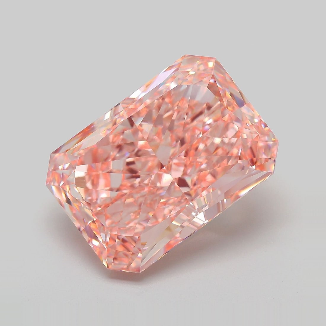 Loose Diamond - RADIANT 20.11ct Fancy Vivid Pink VVS2: Loose Diamond - RADIANT 20.11ct Fancy Vivid Pink VVS2 Source: This is a real non-mined Diamond that has been grown in a lab Shape: RADIANT Carats: 20.11 Color: Fancy Vivid Pink Certification: IGI
