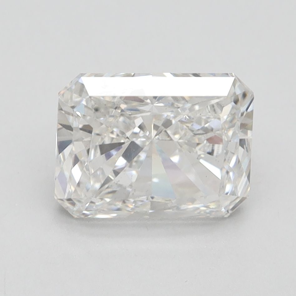 Loose Diamond - RADIANT 2.51ct G VS2: Loose Diamond - RADIANT 2.51ct G VS2 Source: This is a real non-mined Diamond that has been grown in a lab Shape: RADIANT Carats: 2.51 Color: G Clarity: VS2 Certification: IGI Video: