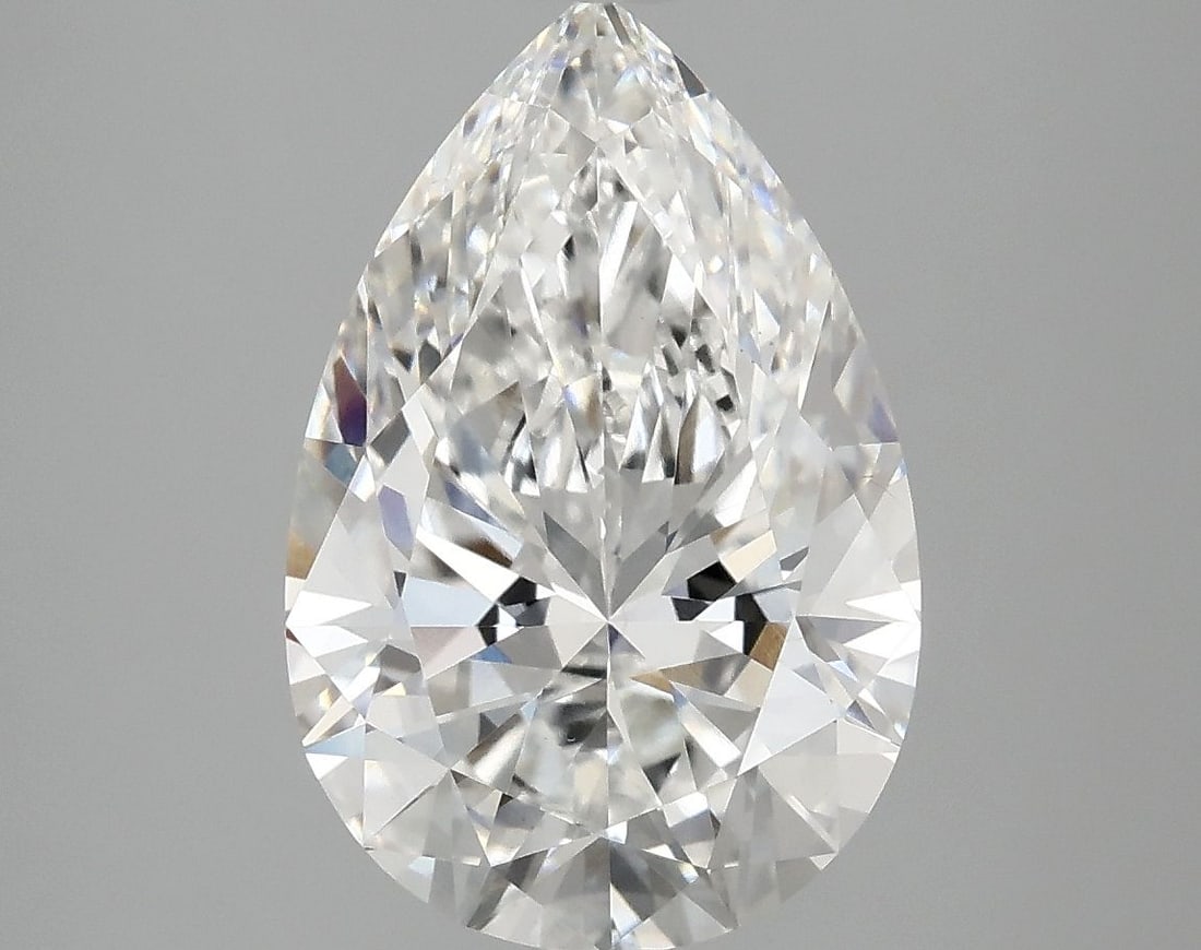 Loose Diamond - PEAR 4.07ct E VS1: Loose Diamond - PEAR 4.07ct E VS1 Source: This is a real non-mined Diamond that has been grown in a lab Shape: PEAR Carats: 4.07 Color: E Clarity: VS1 Certification: IGI Video: