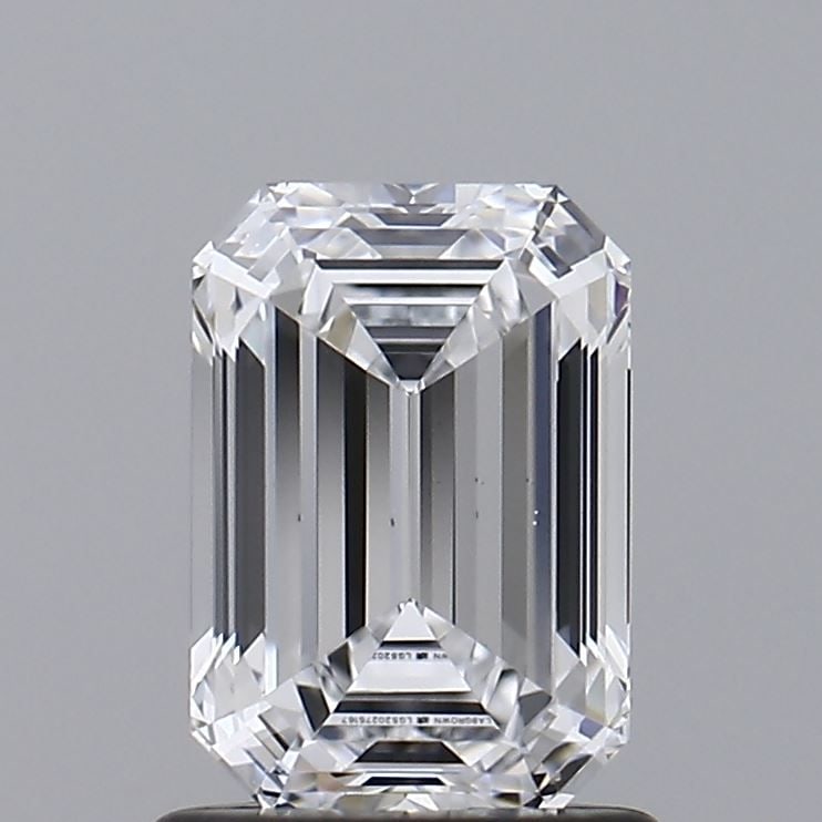 Loose Diamond - EMERALD 0.92ct D VS1: Loose Diamond - EMERALD 0.92ct D VS1 Source: This is a real non-mined Diamond that has been grown in a lab Shape: EMERALD Carats: 0.92 Color: D Clarity: VS1 Certification: IGI Video:
