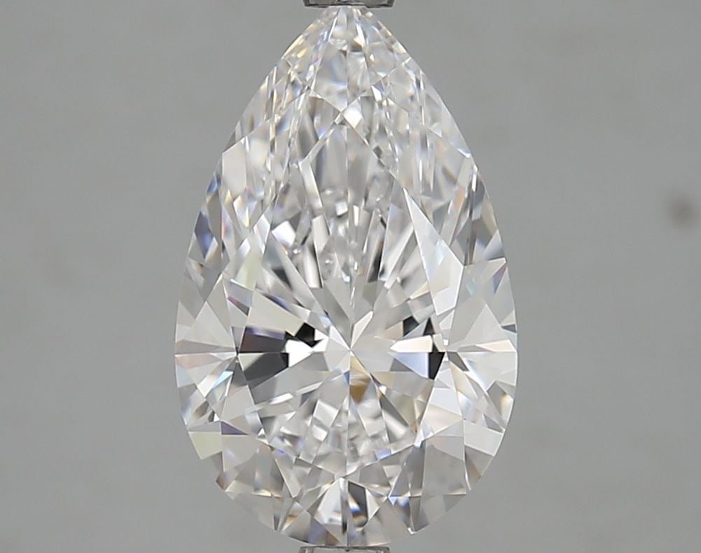 Loose Diamond - PEAR 3.04ct D VVS1: Loose Diamond - PEAR 3.04ct D VVS1 Source: This is a real non-mined Diamond that has been grown in a lab Shape: PEAR Carats: 3.04 Color: D Clarity: VVS1 Certification: GIA Video: