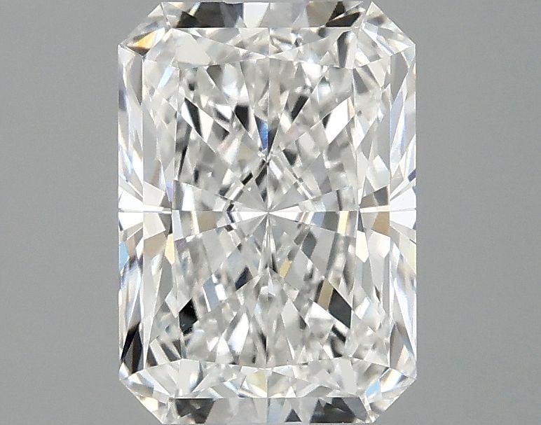 Loose Diamond - RADIANT 2.09ct E VVS2: Loose Diamond - RADIANT 2.09ct E VVS2 Source: This is a real non-mined Diamond that has been grown in a lab Shape: RADIANT Carats: 2.09 Color: E Clarity: VVS2 Certification: IGI Video: