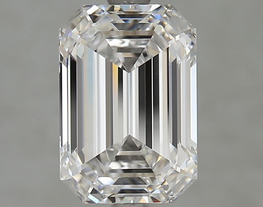 Loose Diamond - EMERALD 3.03ct D FL: Loose Diamond - EMERALD 3.03ct D FL Source: This is a real non-mined Diamond that has been grown in a lab Shape: EMERALD Carats: 3.03 Color: D Clarity: FL Certification: IGI Video: