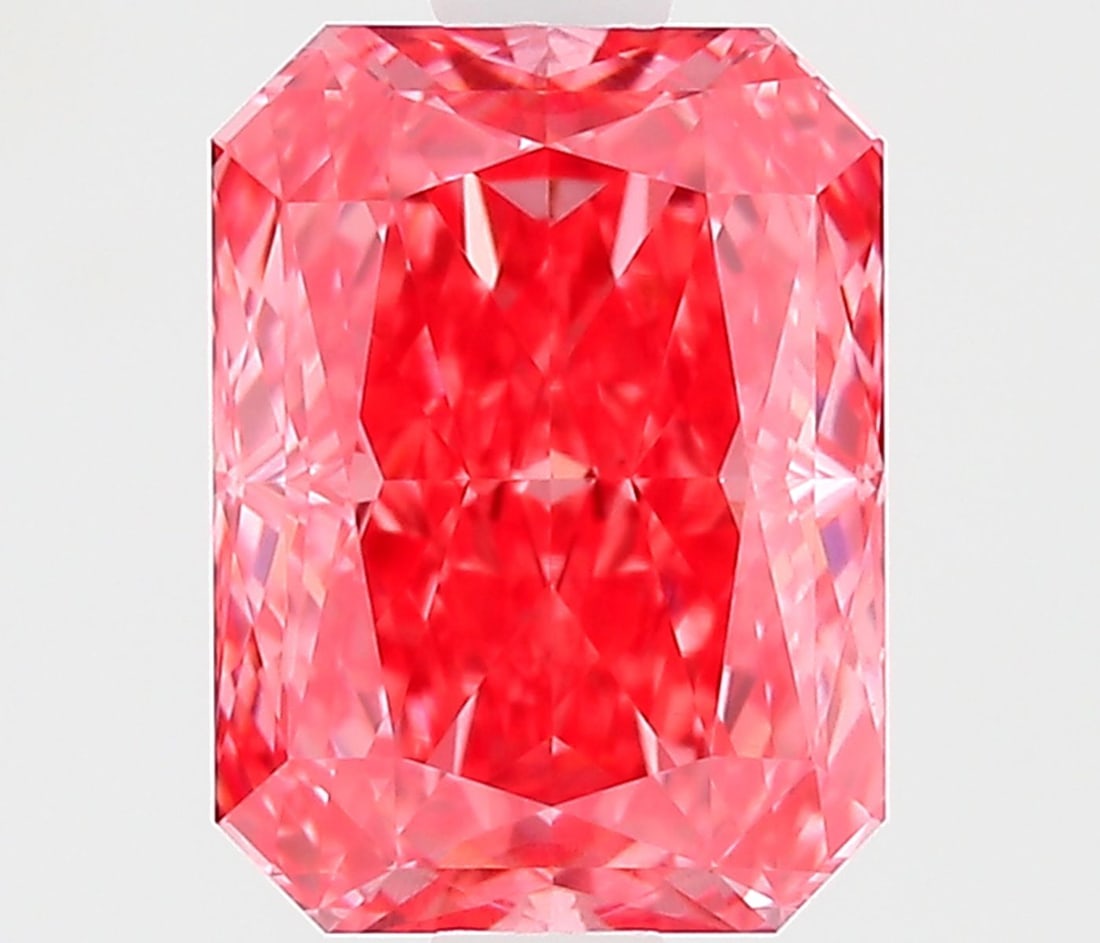 Loose Diamond - RADIANT 1.34ct Fancy Vivid Pink VS1: Loose Diamond - RADIANT 1.34ct Fancy Vivid Pink VS1 Source: This is a real non-mined Diamond that has been grown in a lab Shape: RADIANT Carats: 1.34 Color: Fancy Vivid Pink Certification: IGI Video: