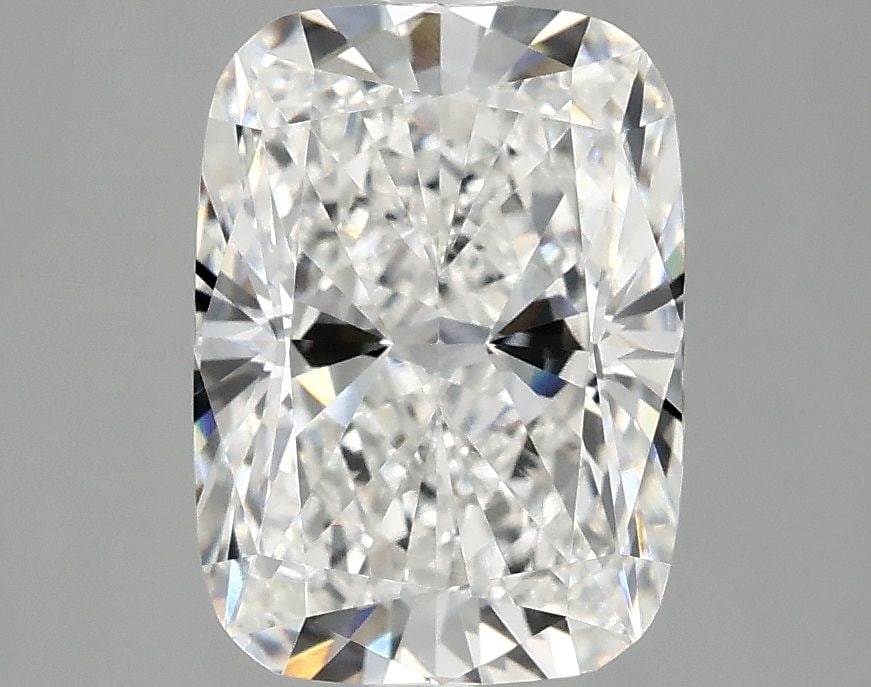 Loose Diamond - CUSHION MODIFIED 2.86ct E VVS2: Loose Diamond - CUSHION MODIFIED 2.86ct E VVS2 Source: This is a real non-mined Diamond that has been grown in a lab Shape: CUSHION MODIFIED Carats: 2.86 Color: E Clarity: VVS2 Certification: IGI The