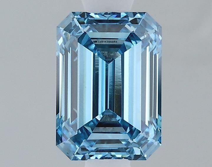 Loose Diamond - EMERALD 1.23ct Fancy Vivid Blue VS1: Loose Diamond - EMERALD 1.23ct Fancy Vivid Blue VS1 Source: This is a real non-mined Diamond that has been grown in a lab Shape: EMERALD Carats: 1.23 Color: Fancy Vivid Blue Certification: IGI Video: