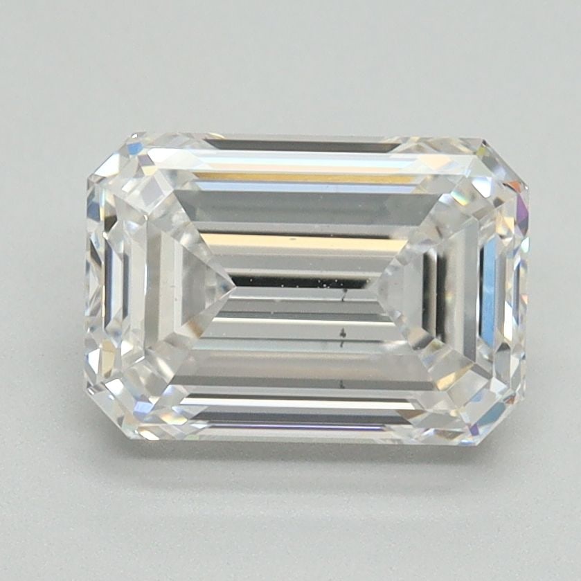 Loose Diamond - EMERALD 2.13ct E VS2: Loose Diamond - EMERALD 2.13ct E VS2 Source: This is a real non-mined Diamond that has been grown in a lab Shape: EMERALD Carats: 2.13 Color: E Clarity: VS2 Certification: NONE Video: