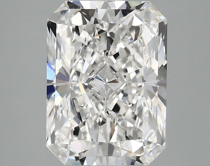 Loose Diamond - RADIANT 3.04ct F VVS2: Loose Diamond - RADIANT 3.04ct F VVS2 Source: This is a real non-mined Diamond that has been grown in a lab Shape: RADIANT Carats: 3.04 Color: F Clarity: VVS2 Certification: IGI Video: