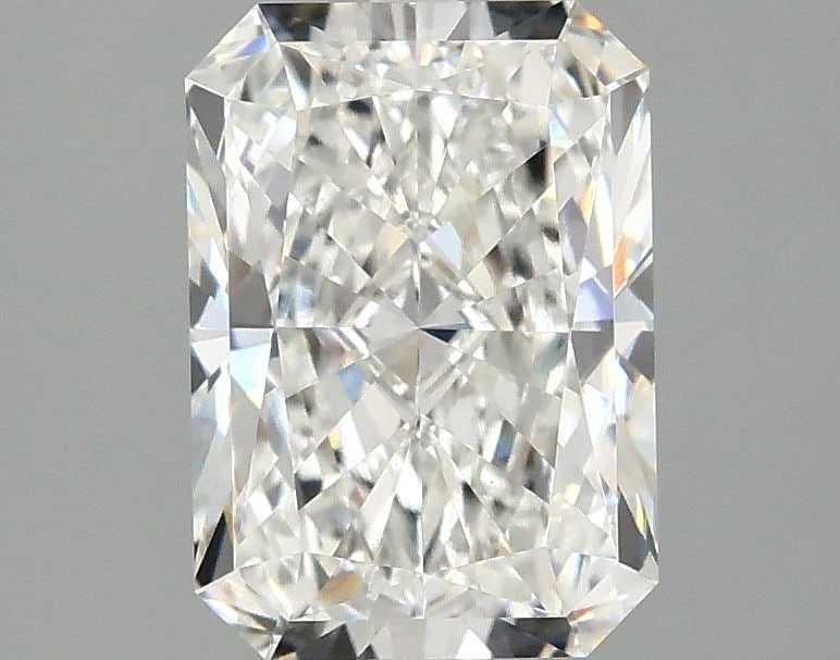 Loose Diamond - RADIANT 2.07ct E VVS2: Loose Diamond - RADIANT 2.07ct E VVS2 Source: This is a real non-mined Diamond that has been grown in a lab Shape: RADIANT Carats: 2.07 Color: E Clarity: VVS2 Certification: IGI Video: