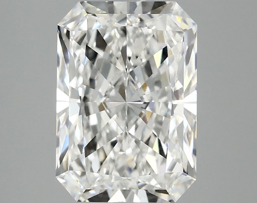 Loose Diamond - RADIANT 3.09ct E VVS2: Loose Diamond - RADIANT 3.09ct E VVS2 Source: This is a real non-mined Diamond that has been grown in a lab Shape: RADIANT Carats: 3.09 Color: E Clarity: VVS2 Certification: IGI Video: Video Link The