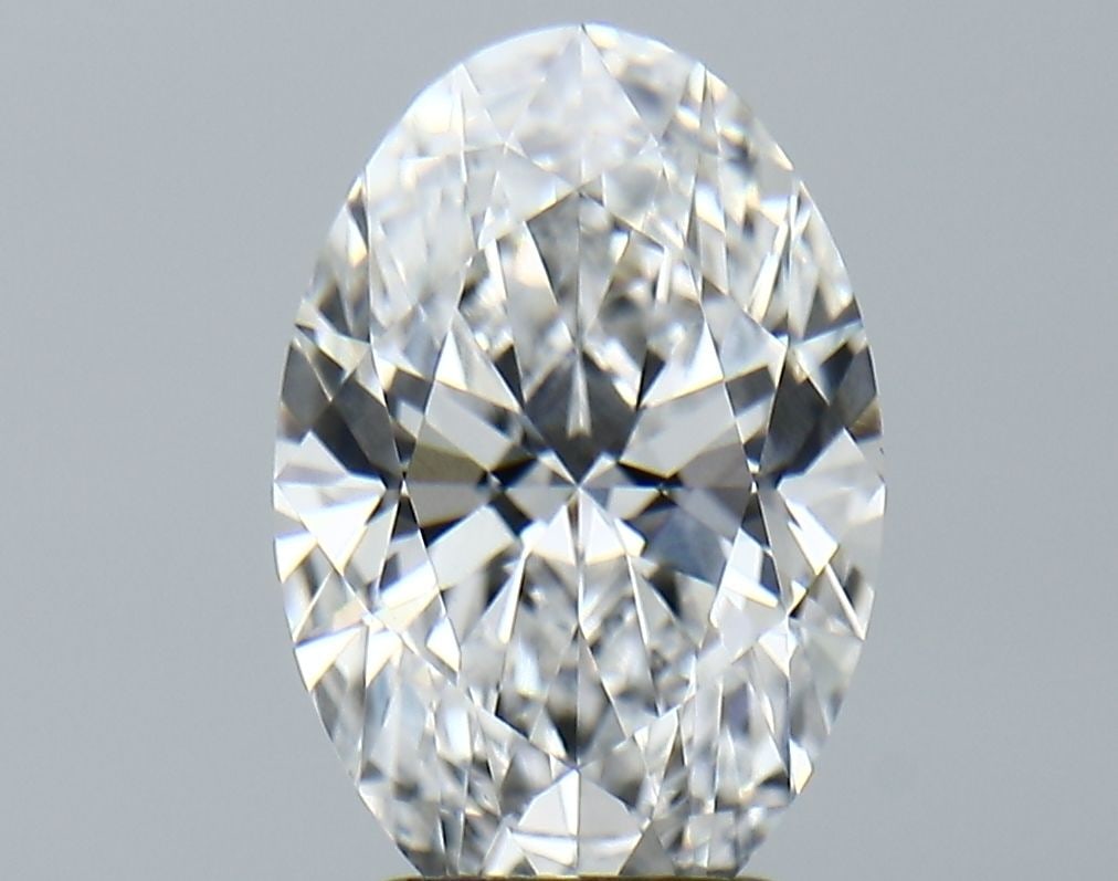 Loose Diamond - OVAL 3.29ct E VVS2: Loose Diamond - OVAL 3.29ct E VVS2 Source: This is a real non-mined Diamond that has been grown in a lab Shape: OVAL Carats: 3.29 Color: E Clarity: VVS2 Certification: IGI Video: