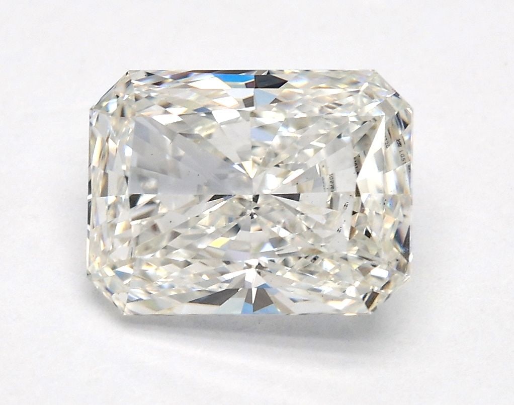 Loose Diamond - RADIANT 1.61ct G VS2: Loose Diamond - RADIANT 1.61ct G VS2 Source: This is a real non-mined Diamond that has been grown in a lab Shape: RADIANT Carats: 1.61 Color: G Clarity: VS2 Certification: IGI Video: