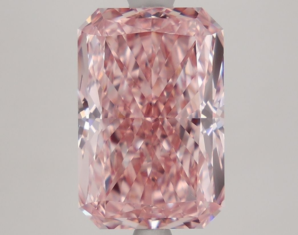 Loose Diamond - RADIANT 4.74ct Fancy Intense Pink VS1: Loose Diamond - RADIANT 4.74ct Fancy Intense Pink VS1 Source: This is a real non-mined Diamond that has been grown in a lab Shape: RADIANT Carats: 4.74 Color: Fancy Intense Pink Certification: IGI
