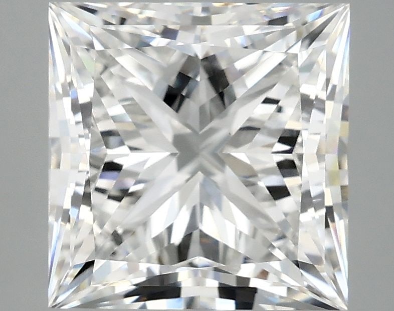 Loose Diamond - PRINCESS 4.5ct E VS1: Loose Diamond - PRINCESS 4.5ct E VS1 Source: This is a real non-mined Diamond that has been grown in a lab Shape: PRINCESS Carats: 4.5 Color: E Clarity: VS1 Certification: IGI Video: