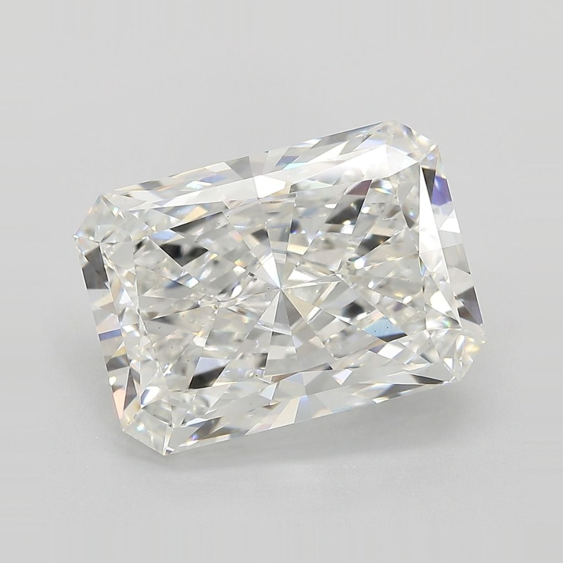 Loose Diamond - RADIANT 7.09ct F VS1: Loose Diamond - RADIANT 7.09ct F VS1 Source: This is a real non-mined Diamond that has been grown in a lab Shape: RADIANT Carats: 7.09 Color: F Clarity: VS1 Certification: IGI Video: