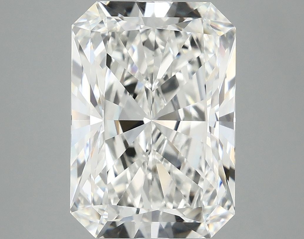 Loose Diamond - RADIANT 5.09ct F VVS2: Loose Diamond - RADIANT 5.09ct F VVS2 Source: This is a real non-mined Diamond that has been grown in a lab Shape: RADIANT Carats: 5.09 Color: F Clarity: VVS2 Certification: IGI Video: Video Link The