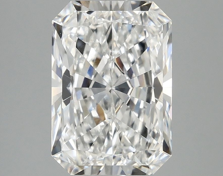 Loose Diamond - RADIANT 2.98ct E VS1: Loose Diamond - RADIANT 2.98ct E VS1 Source: This is a real non-mined Diamond that has been grown in a lab Shape: RADIANT Carats: 2.98 Color: E Clarity: VS1 Certification: IGI Video: