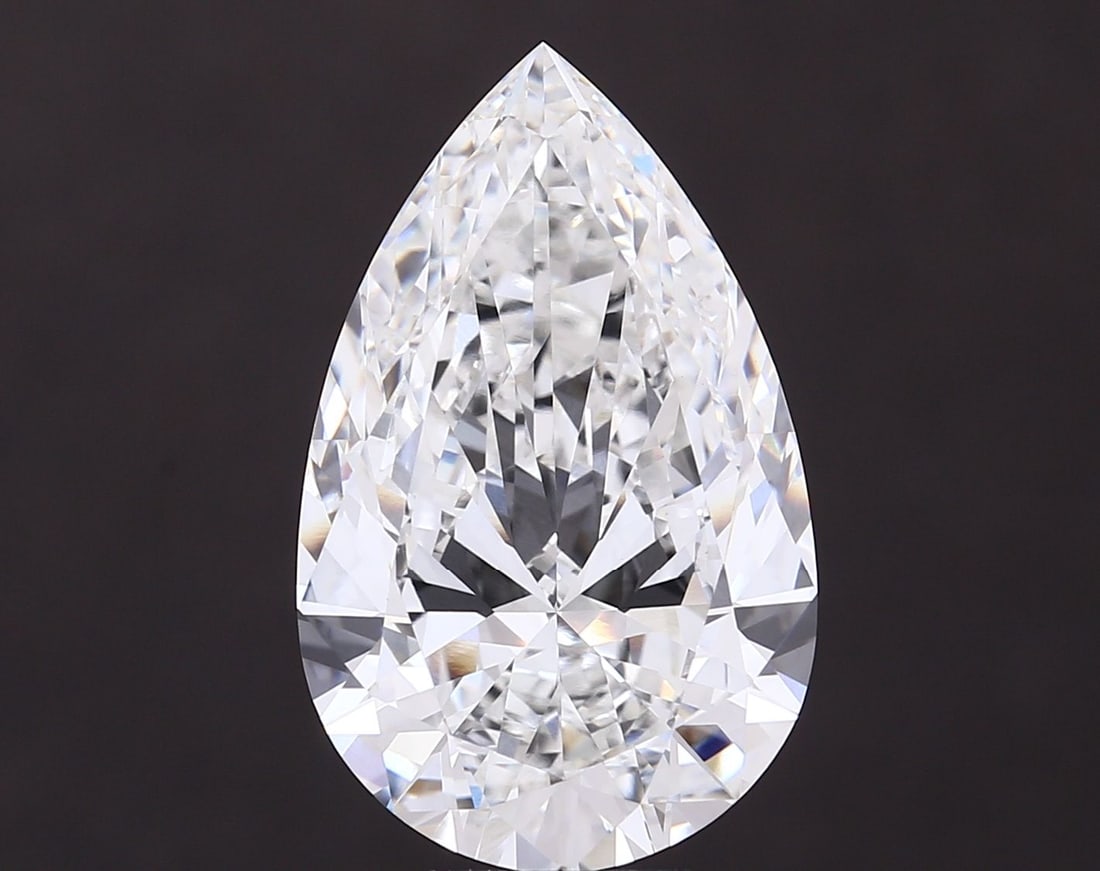Loose Diamond - PEAR 0.66ct D VVS1: Loose Diamond - PEAR 0.66ct D VVS1 Source: This is a real non-mined Diamond that has been grown in a lab Shape: PEAR Carats: 0.66 Color: D Clarity: VVS1 Certification: IGI Video: