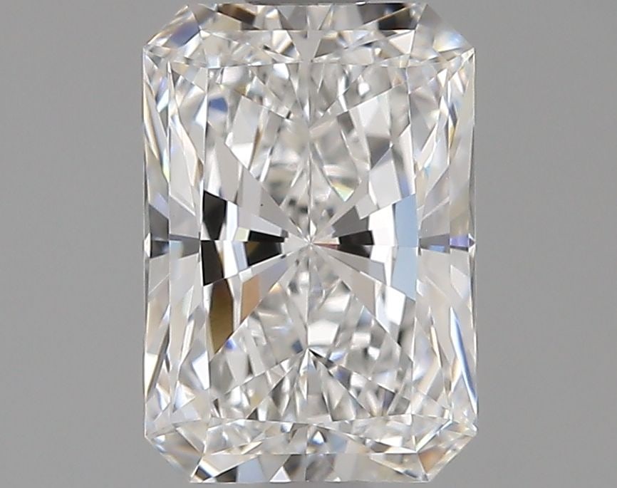 Loose Diamond - RADIANT 1.52ct D VVS2: Loose Diamond - RADIANT 1.52ct D VVS2 Source: This is a real non-mined Diamond that has been grown in a lab Shape: RADIANT Carats: 1.52 Color: D Clarity: VVS2 Certification: IGI Video: Video Link The