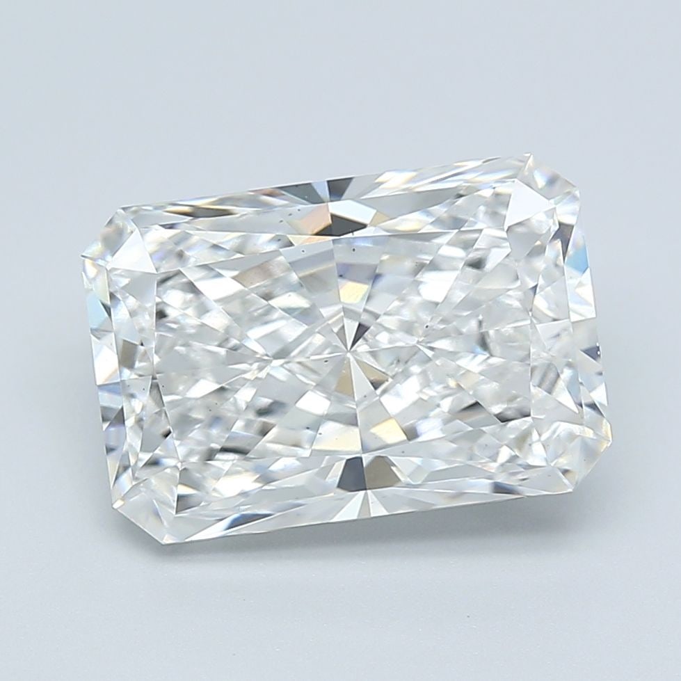 Loose Diamond - RADIANT 7.07ct E VS2: Loose Diamond - RADIANT 7.07ct E VS2 Source: This is a real non-mined Diamond that has been grown in a lab Shape: RADIANT Carats: 7.07 Color: E Clarity: VS2 Certification: IGI Video:
