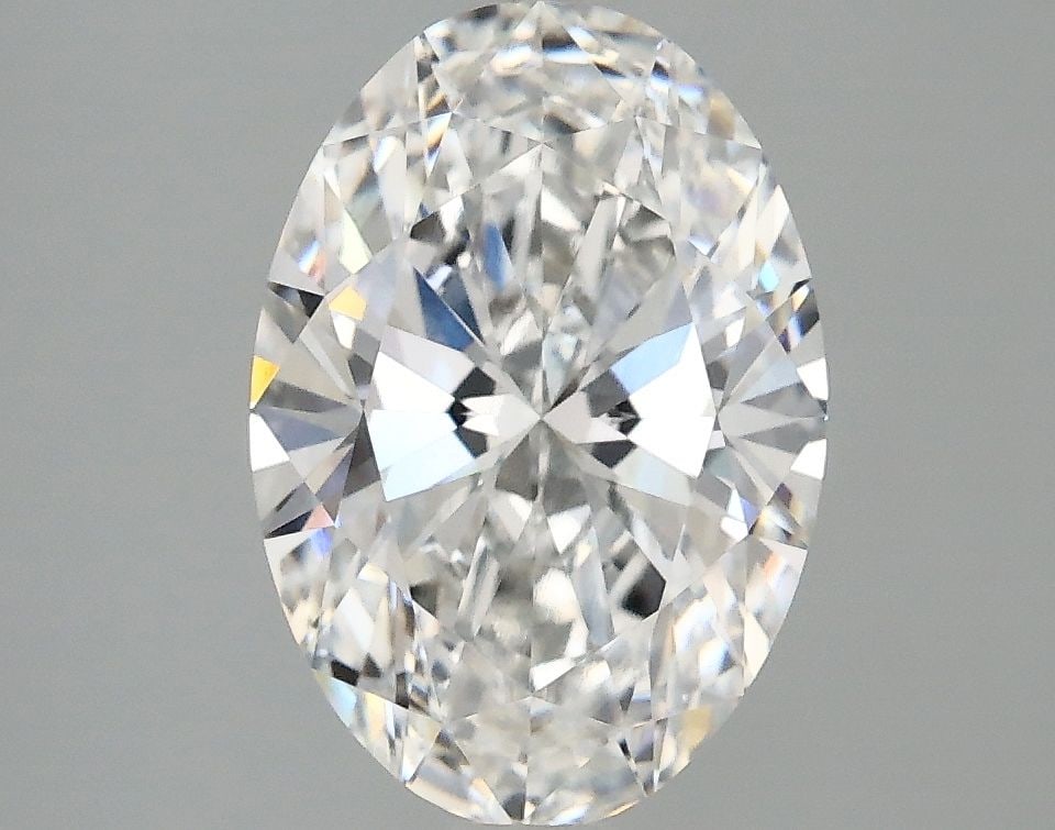 Loose Diamond - OVAL 2.52ct E VVS2: Loose Diamond - OVAL 2.52ct E VVS2 Source: This is a real non-mined Diamond that has been grown in a lab Shape: OVAL Carats: 2.52 Color: E Clarity: VVS2 Certification: IGI Video: