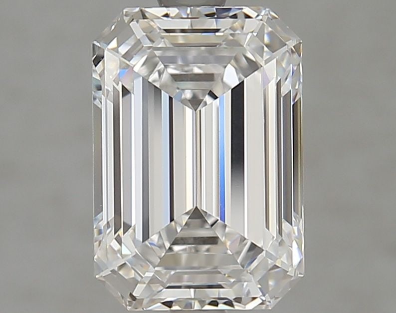 Loose Diamond - EMERALD 3.02ct E VVS1: Loose Diamond - EMERALD 3.02ct E VVS1 Source: This is a real non-mined Diamond that has been grown in a lab Shape: EMERALD Carats: 3.02 Color: E Clarity: VVS1 Certification: GIA Video: