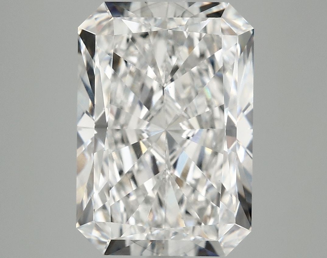 Loose Diamond - RADIANT 5.03ct E VS1: Loose Diamond - RADIANT 5.03ct E VS1 Source: This is a real non-mined Diamond that has been grown in a lab Shape: RADIANT Carats: 5.03 Color: E Clarity: VS1 Certification: IGI Video:
