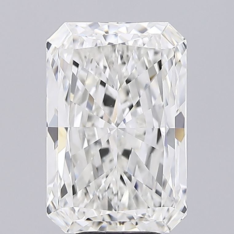 Loose Diamond - RADIANT 6.53ct G VVS2: Loose Diamond - RADIANT 6.53ct G VVS2 Source: This is a real non-mined Diamond that has been grown in a lab Shape: RADIANT Carats: 6.53 Color: G Clarity: VVS2 Certification: IGI The Diamond Depot Guar