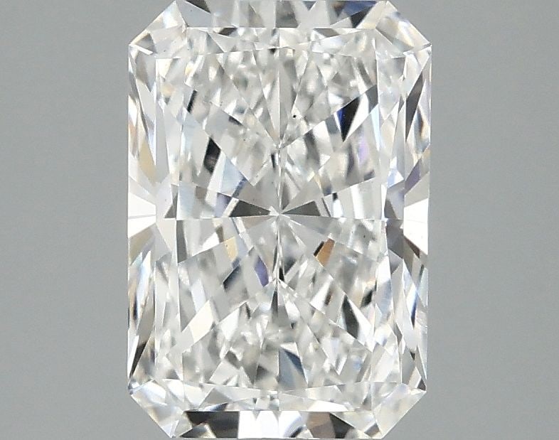 Loose Diamond - RADIANT 2.09ct E VS1: Loose Diamond - RADIANT 2.09ct E VS1 Source: This is a real non-mined Diamond that has been grown in a lab Shape: RADIANT Carats: 2.09 Color: E Clarity: VS1 Certification: IGI Video: Video Link The