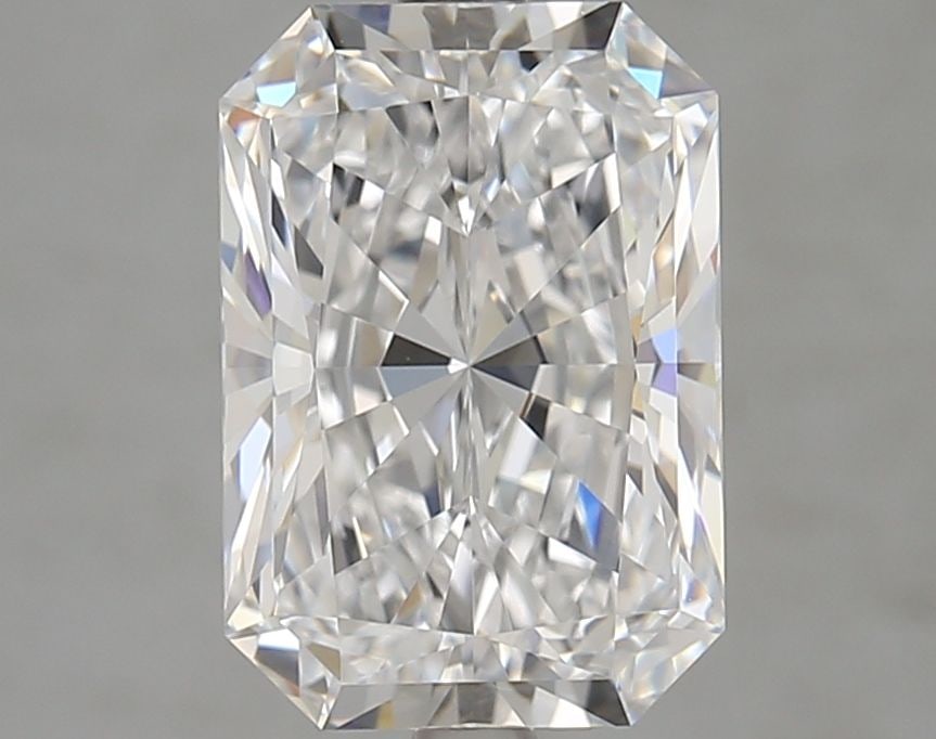 Loose Diamond - RADIANT 3.54ct D VVS1: Loose Diamond - RADIANT 3.54ct D VVS1 Source: This is a real non-mined Diamond that has been grown in a lab Shape: RADIANT Carats: 3.54 Color: D Clarity: VVS1 Certification: GIA Video: