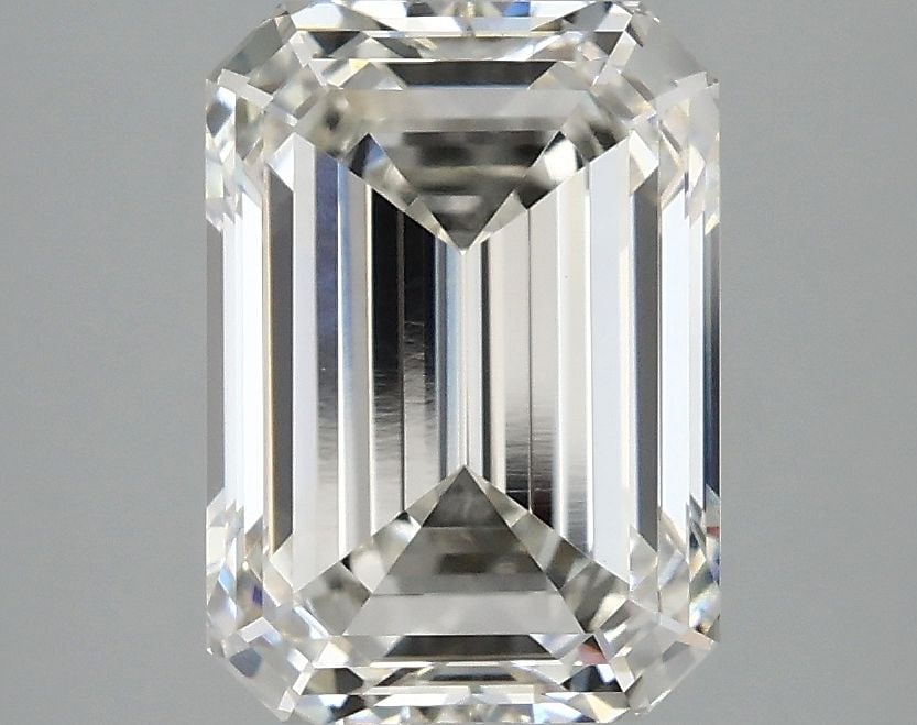 Loose Diamond - EMERALD 3.1ct H VVS2: Loose Diamond - EMERALD 3.1ct H VVS2 Source: This is a real non-mined Diamond that has been grown in a lab Shape: EMERALD Carats: 3.1 Color: H Clarity: VVS2 Certification: IGI Video: