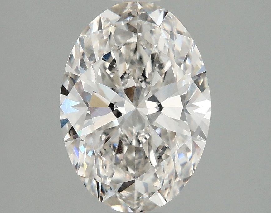 Loose Diamond - OVAL 1.97ct G VVS2: Loose Diamond - OVAL 1.97ct G VVS2 Source: This is a real non-mined Diamond that has been grown in a lab Shape: OVAL Carats: 1.97 Color: G Clarity: VVS2 Certification: IGI Video: