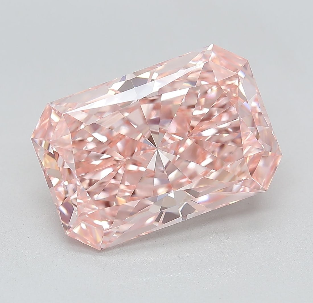 Loose Diamond - RADIANT 6.68ct Fancy Vivid Pink VVS2: Loose Diamond - RADIANT 6.68ct Fancy Vivid Pink VVS2 Source: This is a real non-mined Diamond that has been grown in a lab Shape: RADIANT Carats: 6.68 Color: Fancy Vivid Pink Certification: IGI Video: