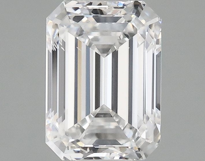 Loose Diamond - EMERALD 1.0ct D VS2: Loose Diamond - EMERALD 1.0ct D VS2 Source: This is a real non-mined Diamond that has been grown in a lab Shape: EMERALD Carats: 1.0 Color: D Clarity: VS2 Certification: IGI The Diamond Depot Guarante