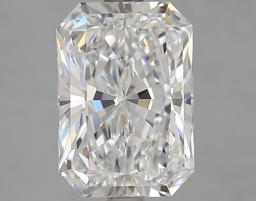 Loose Diamond - RADIANT 3.01ct D VVS2: Loose Diamond - RADIANT 3.01ct D VVS2 Source: This is a real non-mined Diamond that has been grown in a lab Shape: RADIANT Carats: 3.01 Color: D Clarity: VVS2 Certification: GIA Video: