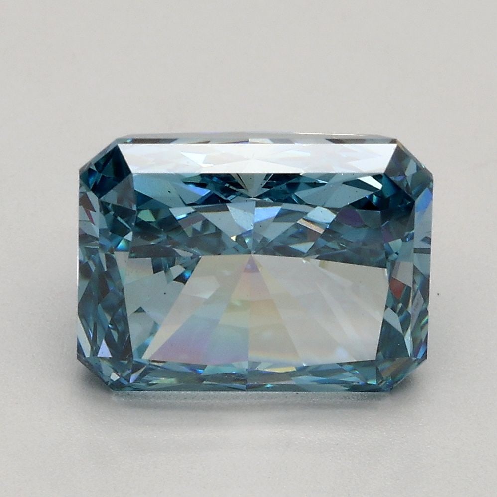 Loose Diamond - RADIANT 2.54ct Fancy Vivid Blue VS1: Loose Diamond - RADIANT 2.54ct Fancy Vivid Blue VS1 Source: This is a real non-mined Diamond that has been grown in a lab Shape: RADIANT Carats: 2.54 Color: Fancy Vivid Blue Certification: IGI Video: