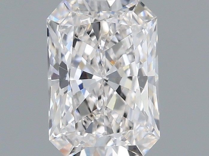 Loose Diamond - RADIANT 1.1ct F VVS2: Loose Diamond - RADIANT 1.1ct F VVS2 Source: This is a real non-mined Diamond that has been grown in a lab Shape: RADIANT Carats: 1.1 Color: F Clarity: VVS2 Certification: IGI Video: Video Link The