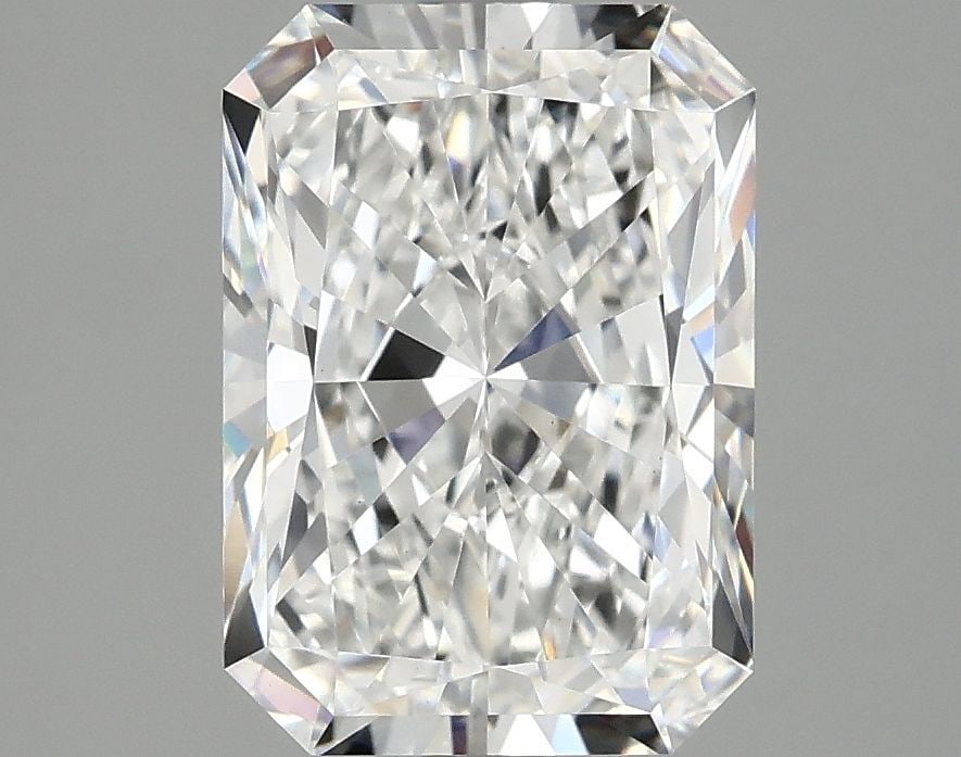 Loose Diamond - RADIANT 3.1ct E VS1: Loose Diamond - RADIANT 3.1ct E VS1 Source: This is a real non-mined Diamond that has been grown in a lab Shape: RADIANT Carats: 3.1 Color: E Clarity: VS1 Certification: IGI Video: