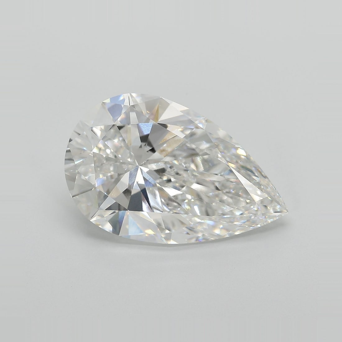 Loose Diamond - PEAR 10.66ct E VS1: Loose Diamond - PEAR 10.66ct E VS1 Source: This is a real non-mined Diamond that has been grown in a lab Shape: PEAR Carats: 10.66 Color: E Clarity: VS1 Certification: IGI Video: Video Link The